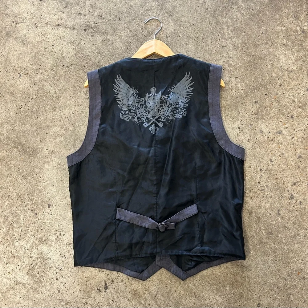 Guess sleeveless vest